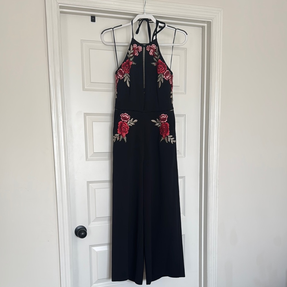 Gianni Bini, Elegant Black Floral Halter Jumper/Wide Leg Pant
